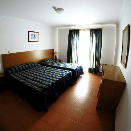Apartamentos Turisticos Vila Praia 빌라프라이라데안코라 외부 사진