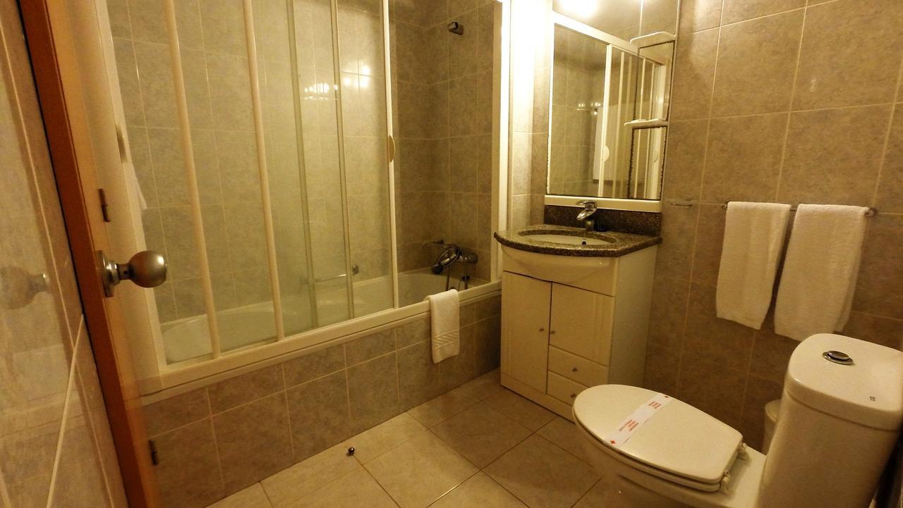 Apartamentos Turisticos Vila Praia 빌라프라이라데안코라 외부 사진