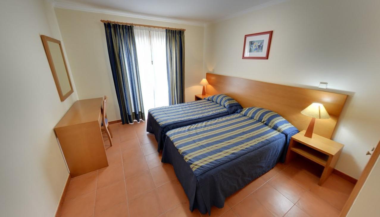 Apartamentos Turisticos Vila Praia 빌라프라이라데안코라 외부 사진